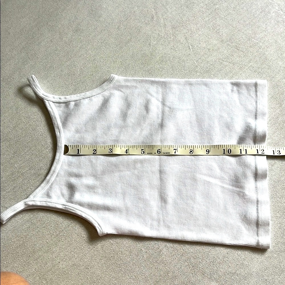 Brandy Melville, White Ribbed Tank Top, 100% cotton, One Size - Picture 3 of 10